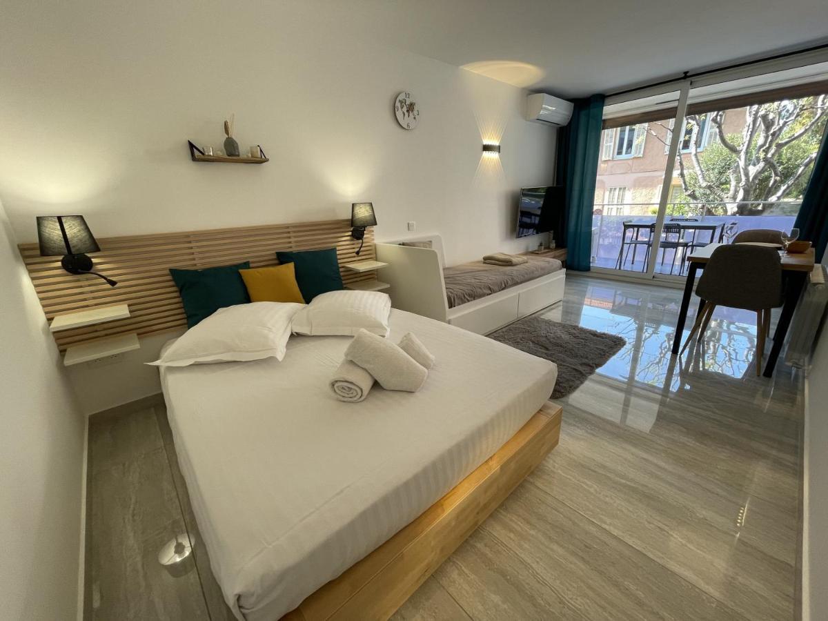 Chaleureux Studio, 200M De La Plage, Parking, Wifi Рокбрюн-Кап-Мартен Екстер'єр фото